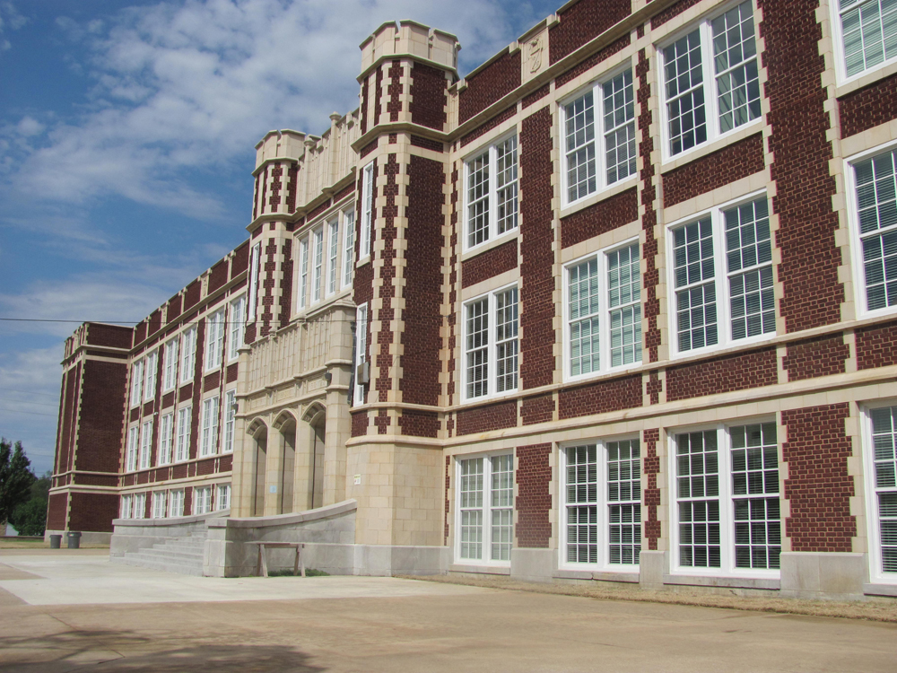 Independence Middle School Front